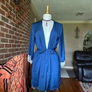 Secret Treasures Blue Cove Satin Robe Lace Trim Belted Sleepwear S 4-6 TZ29100CB